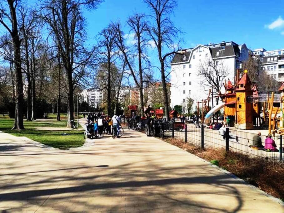 Schoeneberg Holiday Flat & Art Gallery برلين المظهر الخارجي الصورة